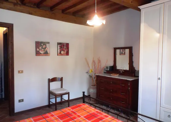 Borgo Toscano Gambassi Terme