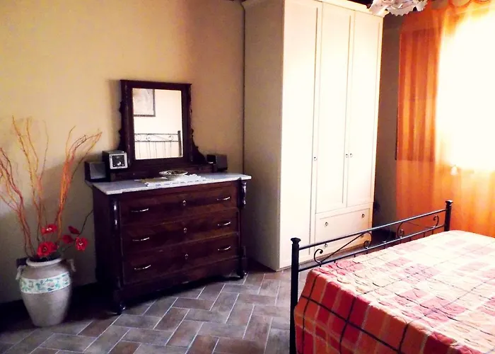 Borgo Toscano * Gambassi Terme